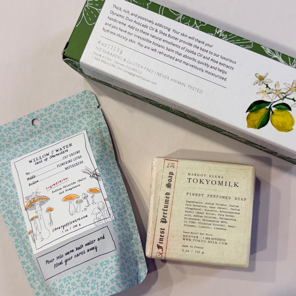 Lot (3) of The Cottage Greenhouse, Library of Flowers, and TokyoMilk Body care - Picture 5 of 8